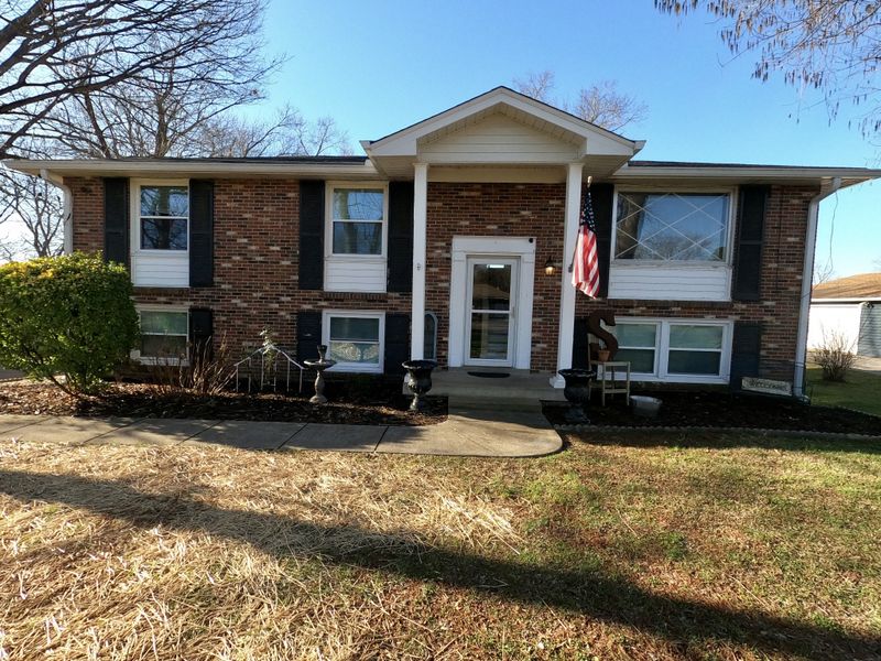 114 Maureen Dr, Hendersonville, TN 37075