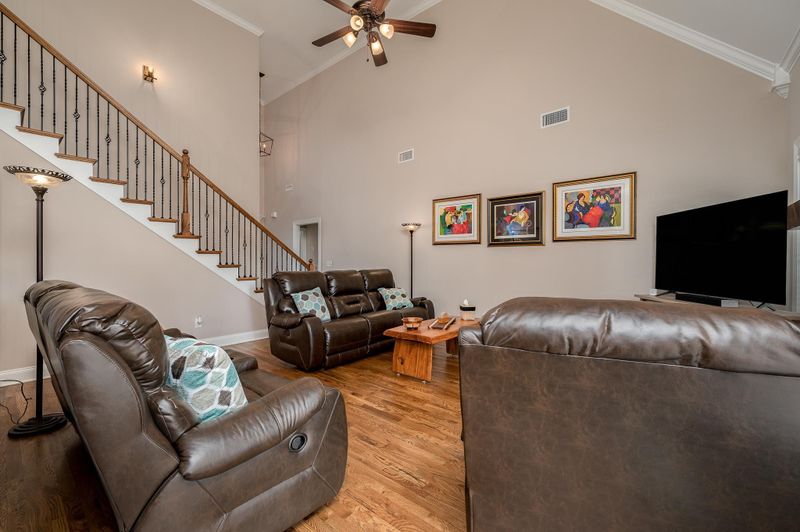 4306 Singleton Dr, Murfreesboro, TN 37127