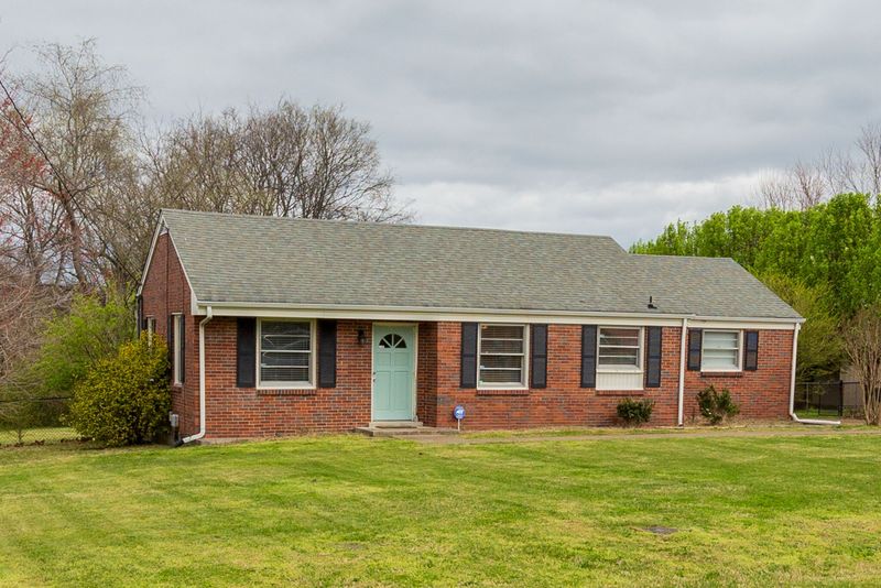 903 Joyce Ln, Nashville, TN 37216