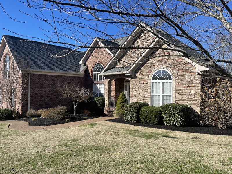 802 Harrisburg Ln, Mount Juliet, TN 37122