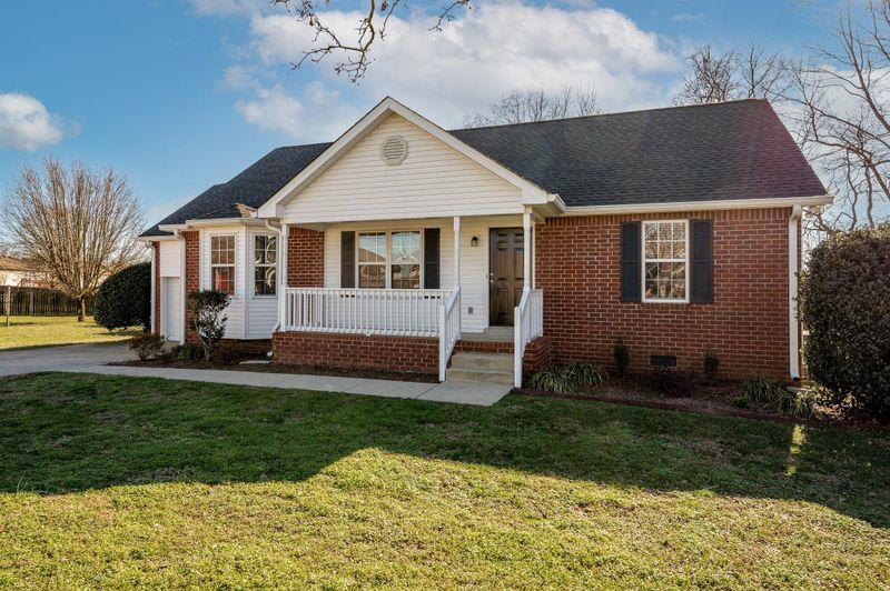 305 Summit Pt, Mount Juliet, TN 37122