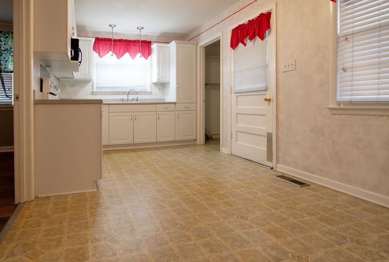 4907 Madeline Dr, Nashville, TN 37211