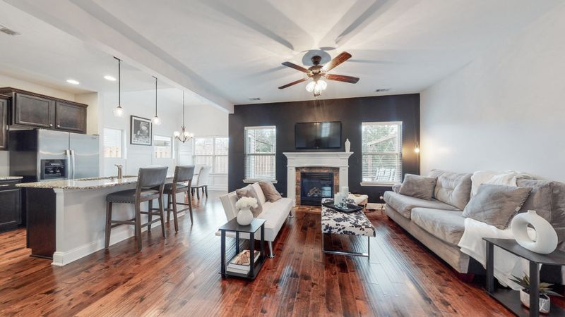 1098 Achiever Cir, Spring Hill, TN 37174