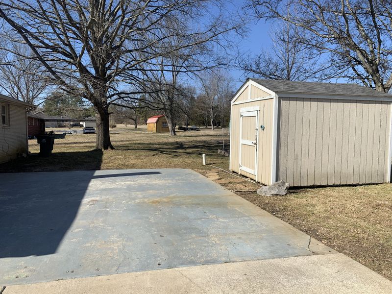 169 Deer Dr, La Vergne, TN 37086