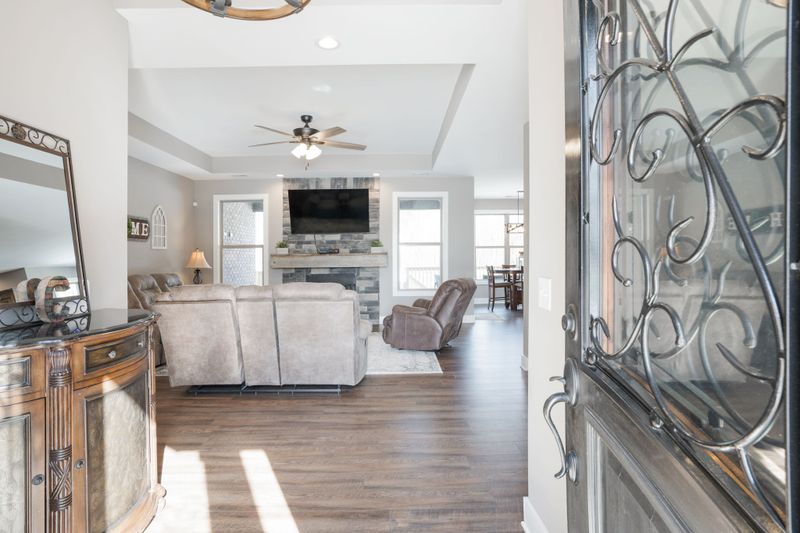 6622 Herbert Shannon Rd, Springfield, TN 37172
