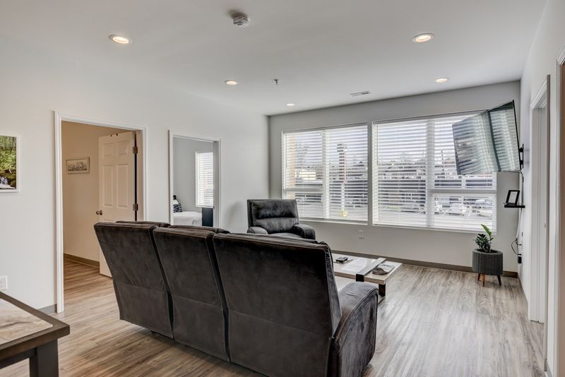 941 Main St #202, Nashville, TN 37206