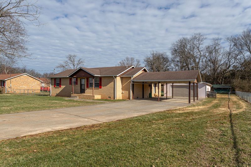 4940 Major Dr, Murfreesboro, TN 37129
