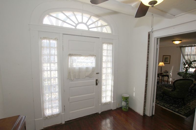 534 Maney Ave, Murfreesboro, TN 37130