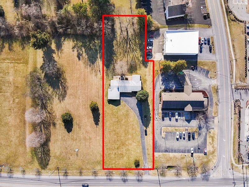281 E Main St, Hendersonville, TN 37075