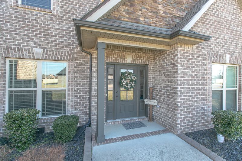 2437 Dewington Dr, Murfreesboro, TN 37128