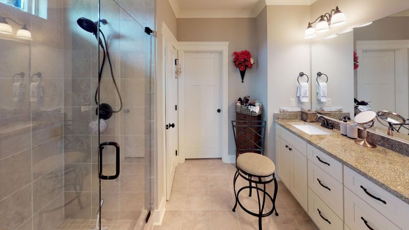 84 Browning Dr #18, Rossville, GA 30741