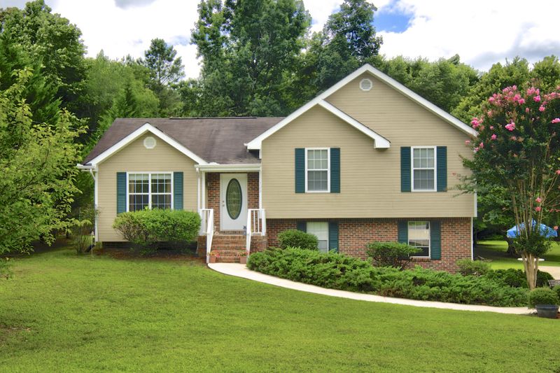 120 Greenbriar Ln, Ringgold, GA 30736
