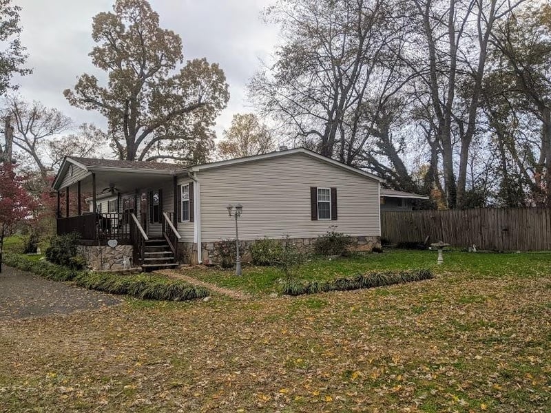113 Midway Ave, Rossville, GA 30741