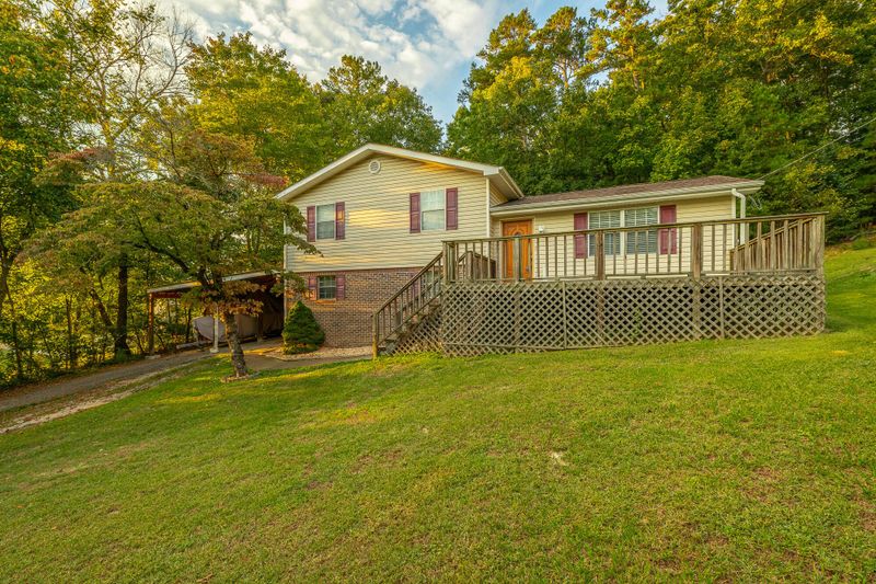 5652 Poplar Springs Rd, Ringgold, GA 30736