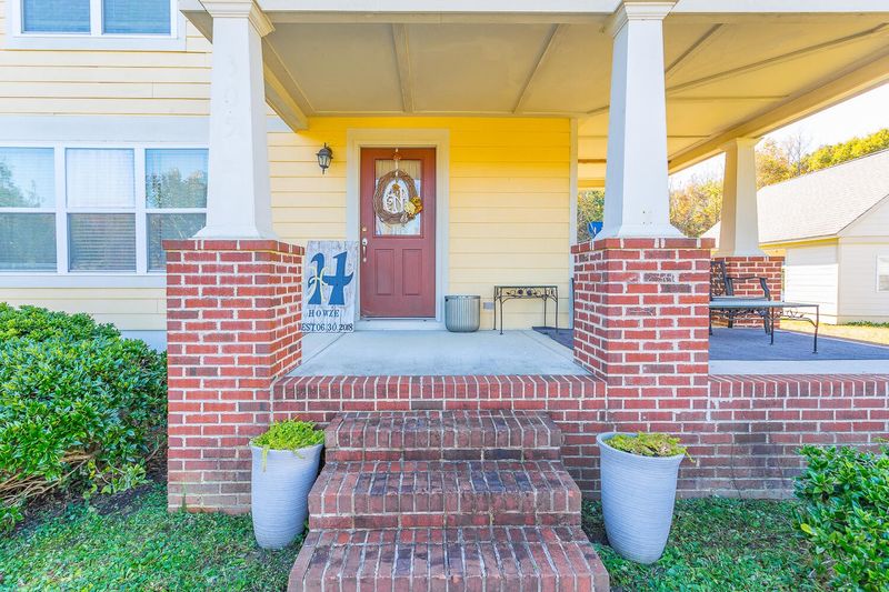 184 Tompkins, Dalton, GA 30721