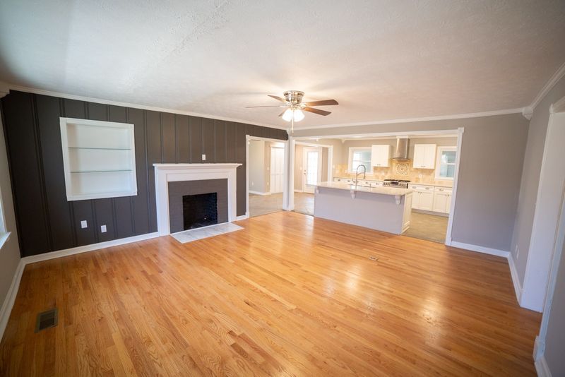 203 Shady Hollow Rd, Dickson, TN 37055