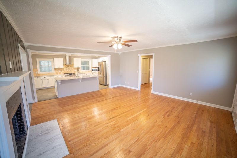 203 Shady Hollow Rd, Dickson, TN 37055
