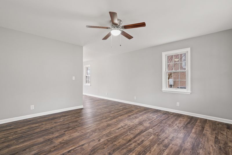 300 Lawrence St, Mount Pleasant, TN 38474