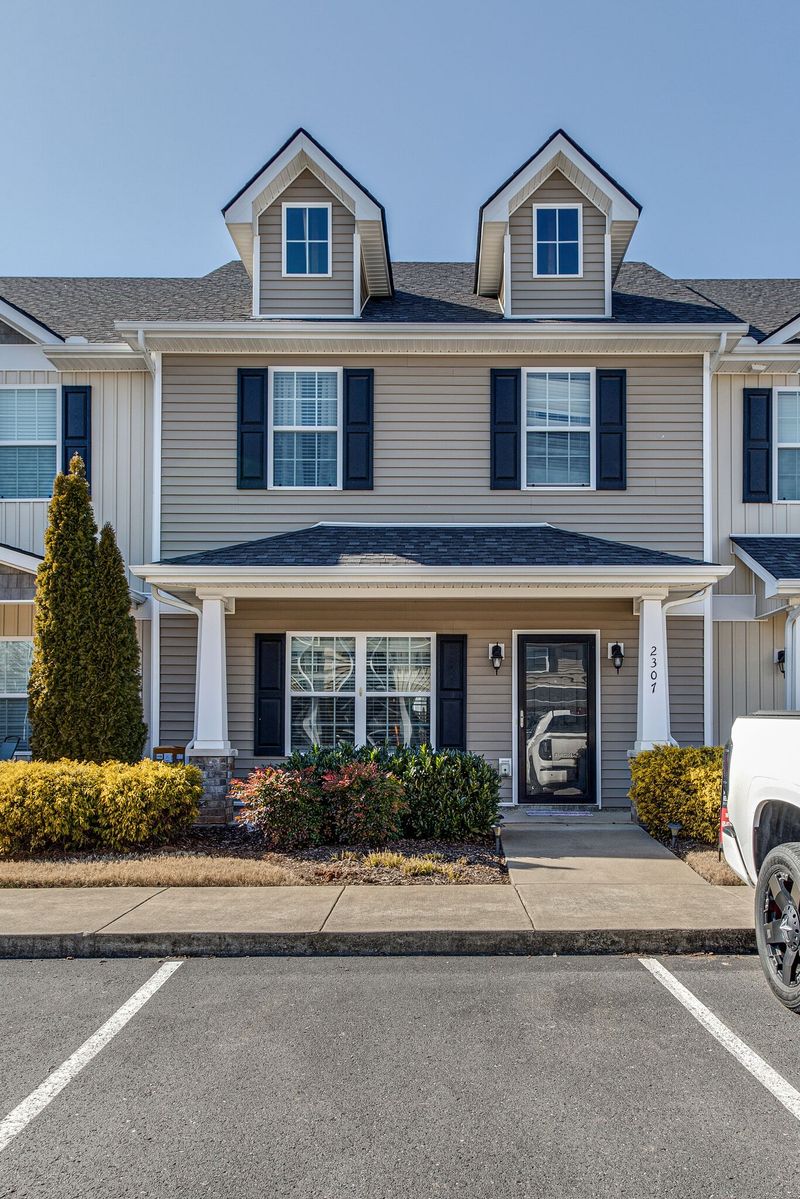 2307 New Holland Cir, Murfreesboro, TN 37128