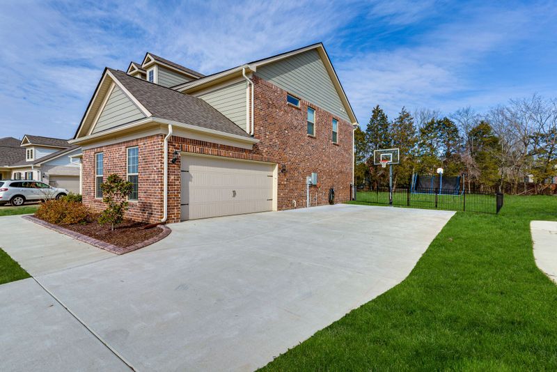 431 Norman Way, Hendersonville, TN 37075