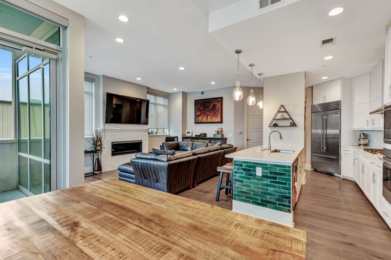 20 Rutledge St #209, Nashville, TN 37210