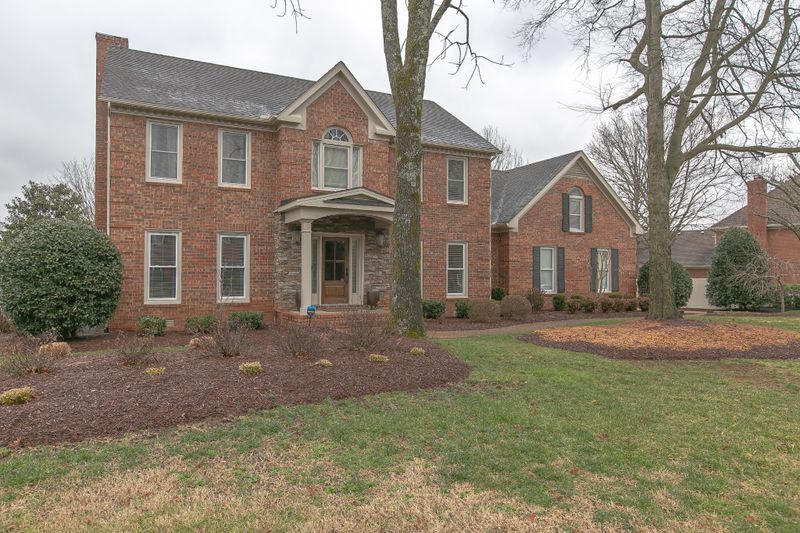1632 Breckenridge Dr, Murfreesboro, TN 37129