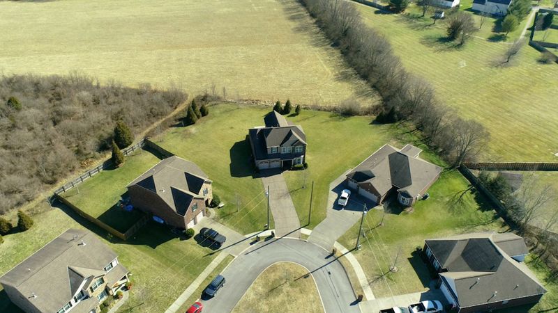 1032 Middleton Ln, Gallatin, TN 37066