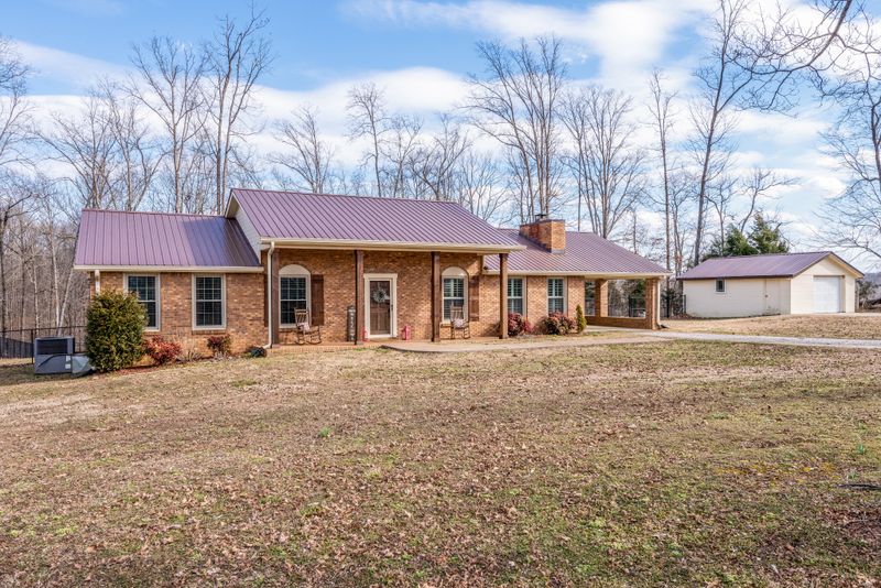 1175 W Grab Creek Rd, Dickson, TN 37055