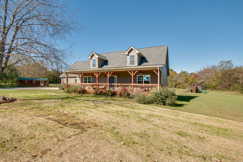 9513 Elk Ridge Rd, Mount Pleasant, TN 38474