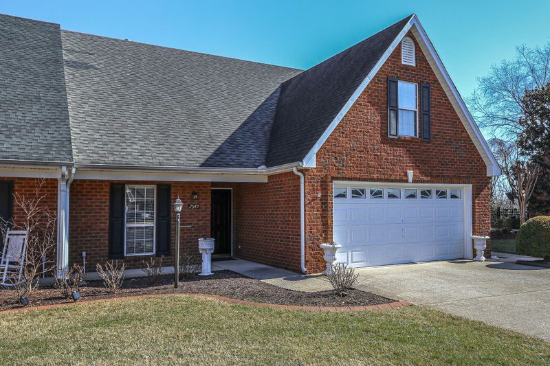 2549 Shinnecock Ct, Murfreesboro, TN 37127