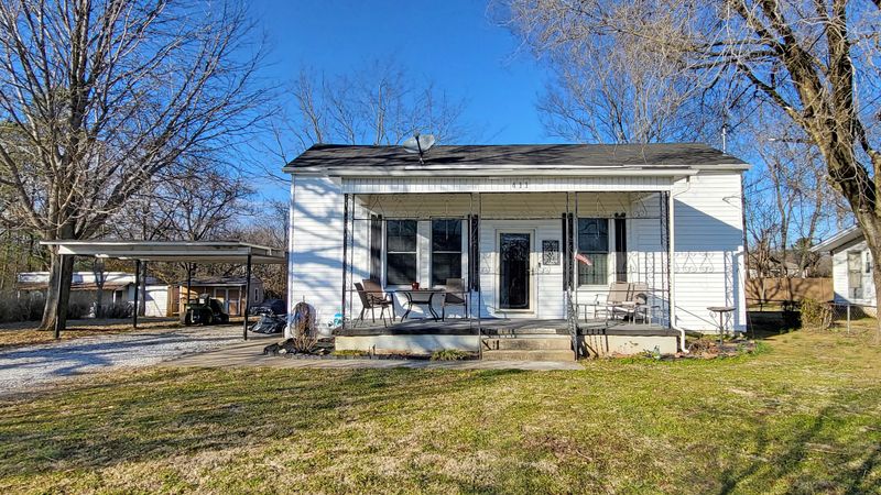 411 Rhum Dr, Columbia, TN 38401