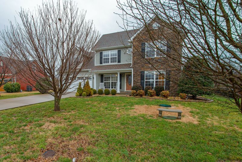 136 Drema Ct, Murfreesboro, TN 37127