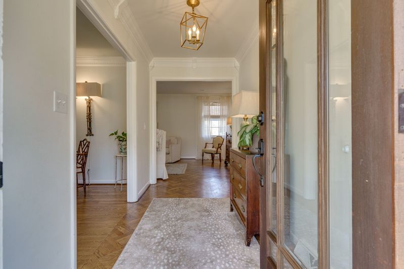 56 Vaughns Gap Rd, Nashville, TN 37205