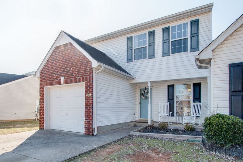 2008 Stoney Meadow Dr, Murfreesboro, TN 37128