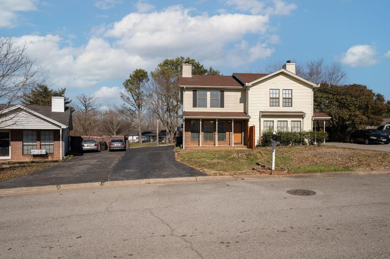 428 Jonquil Ct, Murfreesboro, TN 37128