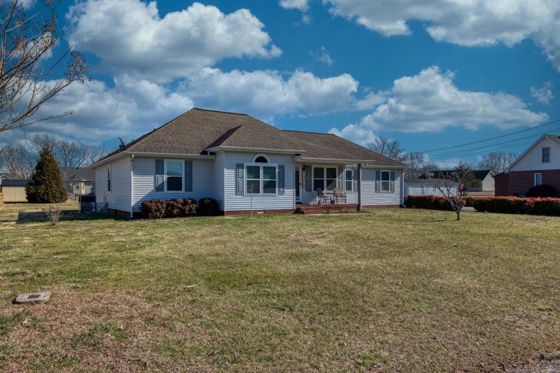106 Casper Ct, Murfreesboro, TN 37128