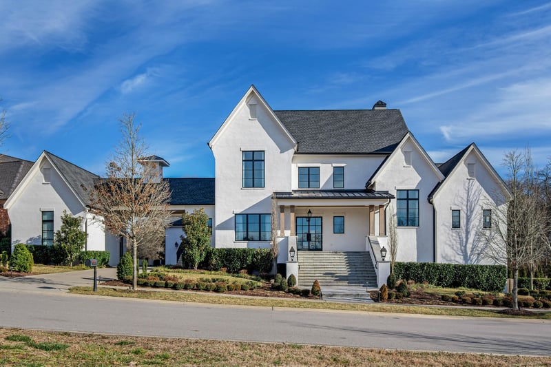 8700 Wolfsbane Ln, College Grove, TN 37046