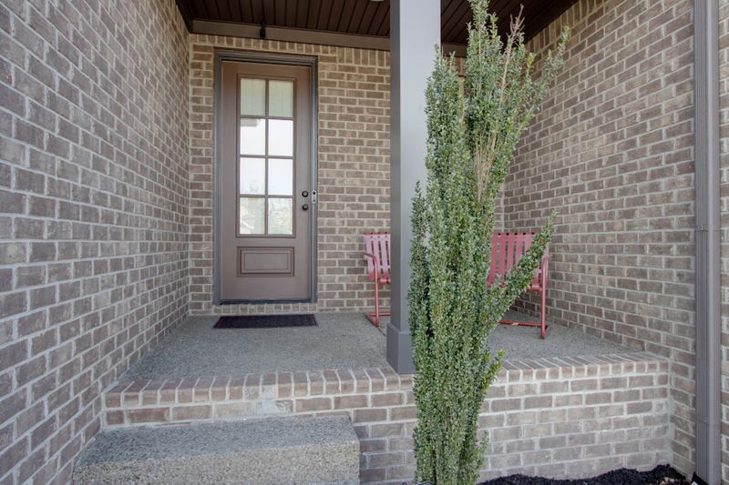 2616 Lakeside Meadows Dr, Mount Juliet, TN 37122