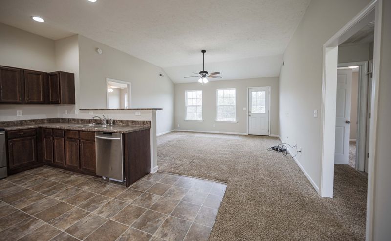 1313 Bairdscorner Dr, Murfreesboro, TN 37130