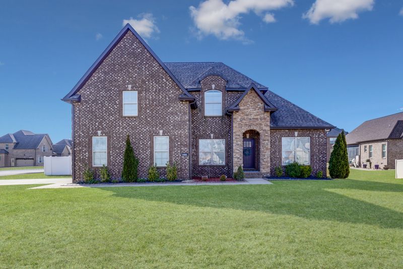 4521 Garcia Blvd, Murfreesboro, TN 37128