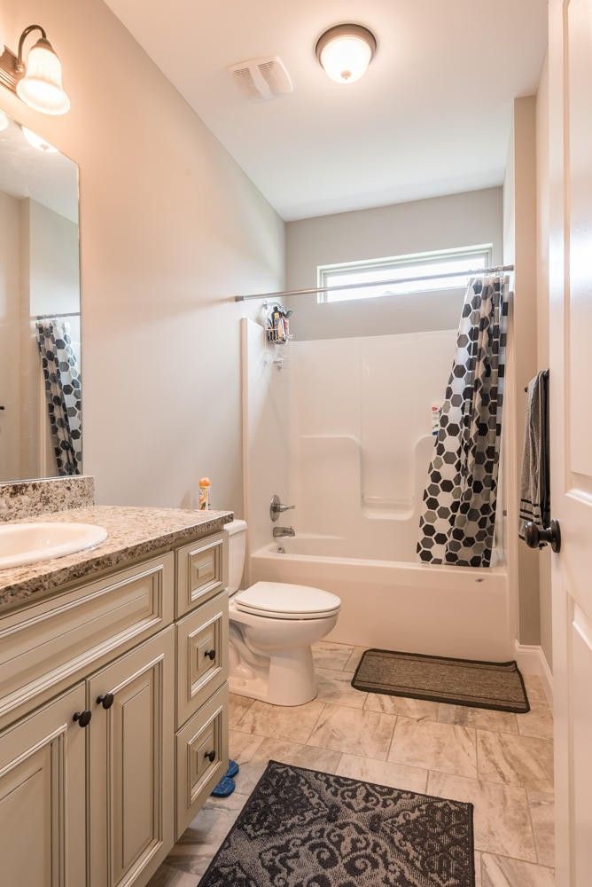54 Franklin Cir, Fort Oglethorpe, GA 30742