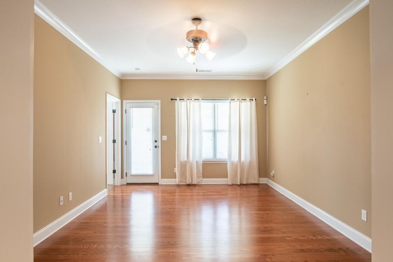 924 Colony Cir, Fort Oglethorpe, GA 30742