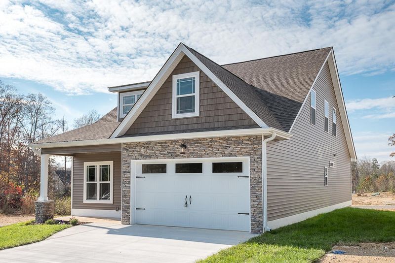 208 Georgetown Dr #33, Ringgold, GA 30736