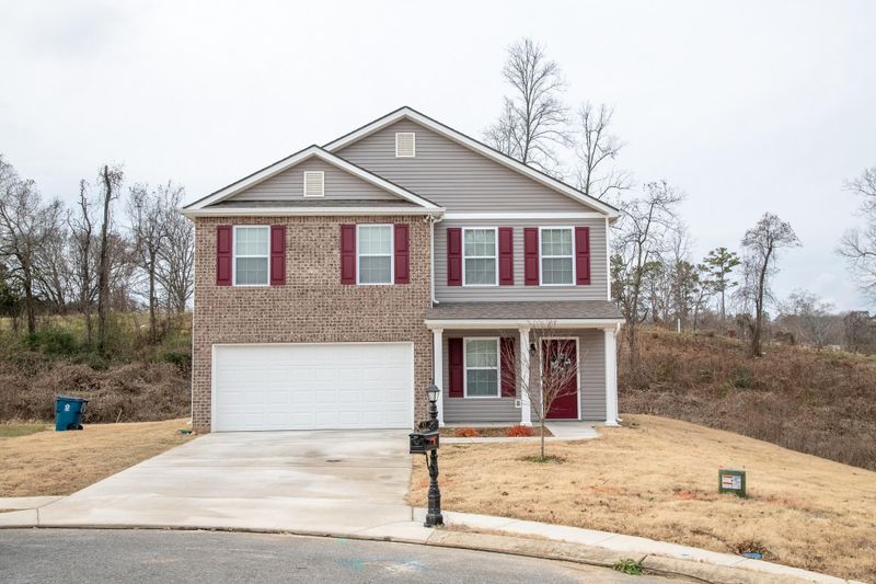 67 Cavalry Ct, Rossville, GA 30741