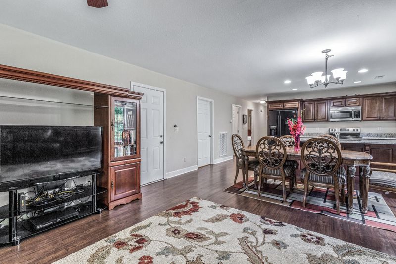 5 Gracie Ave, Ringgold, GA 30736