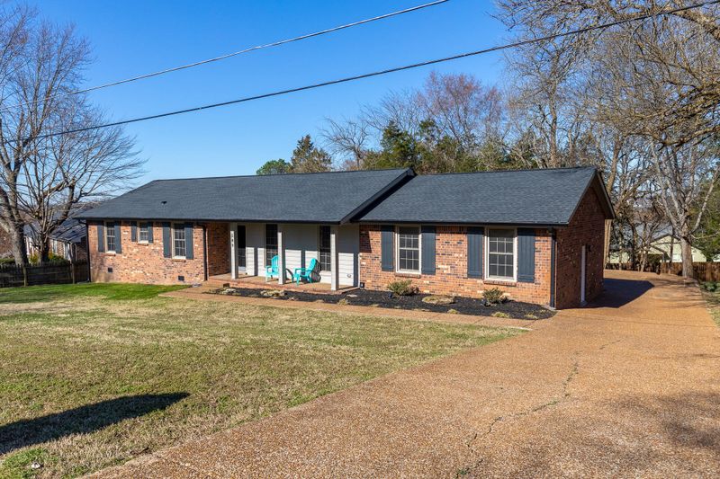 109 Dorcas Dr, Hendersonville, TN 37075