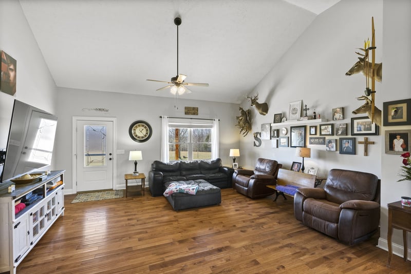 509 Clark Hollow Rd, Westmoreland, TN 37186