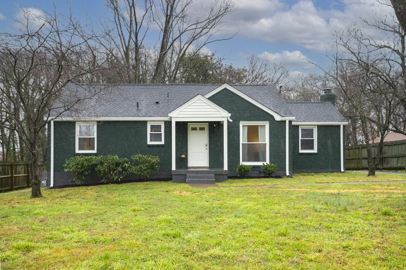 718 Dover Rd, Nashville, TN 37211