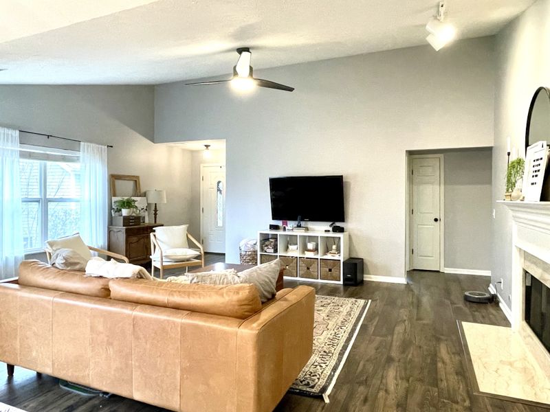 2304 Crescent Valley Pl, Hermitage, TN 37076