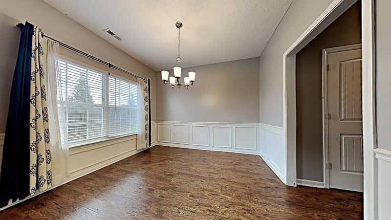 2427 New Holland Cir, Murfreesboro, TN 37128